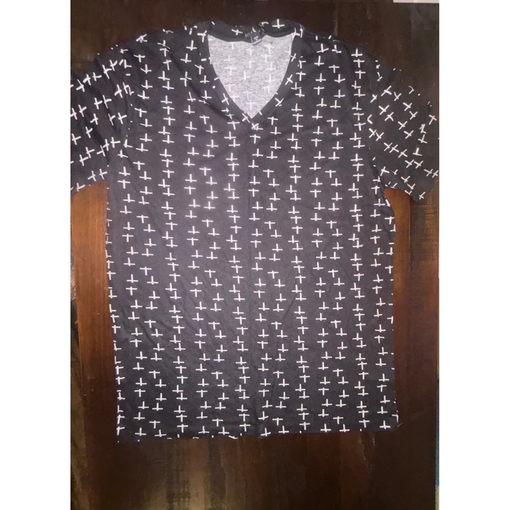 Siva Mens XL V-Neck T-Shirt Black White All Over Cross Graphic Print Tee